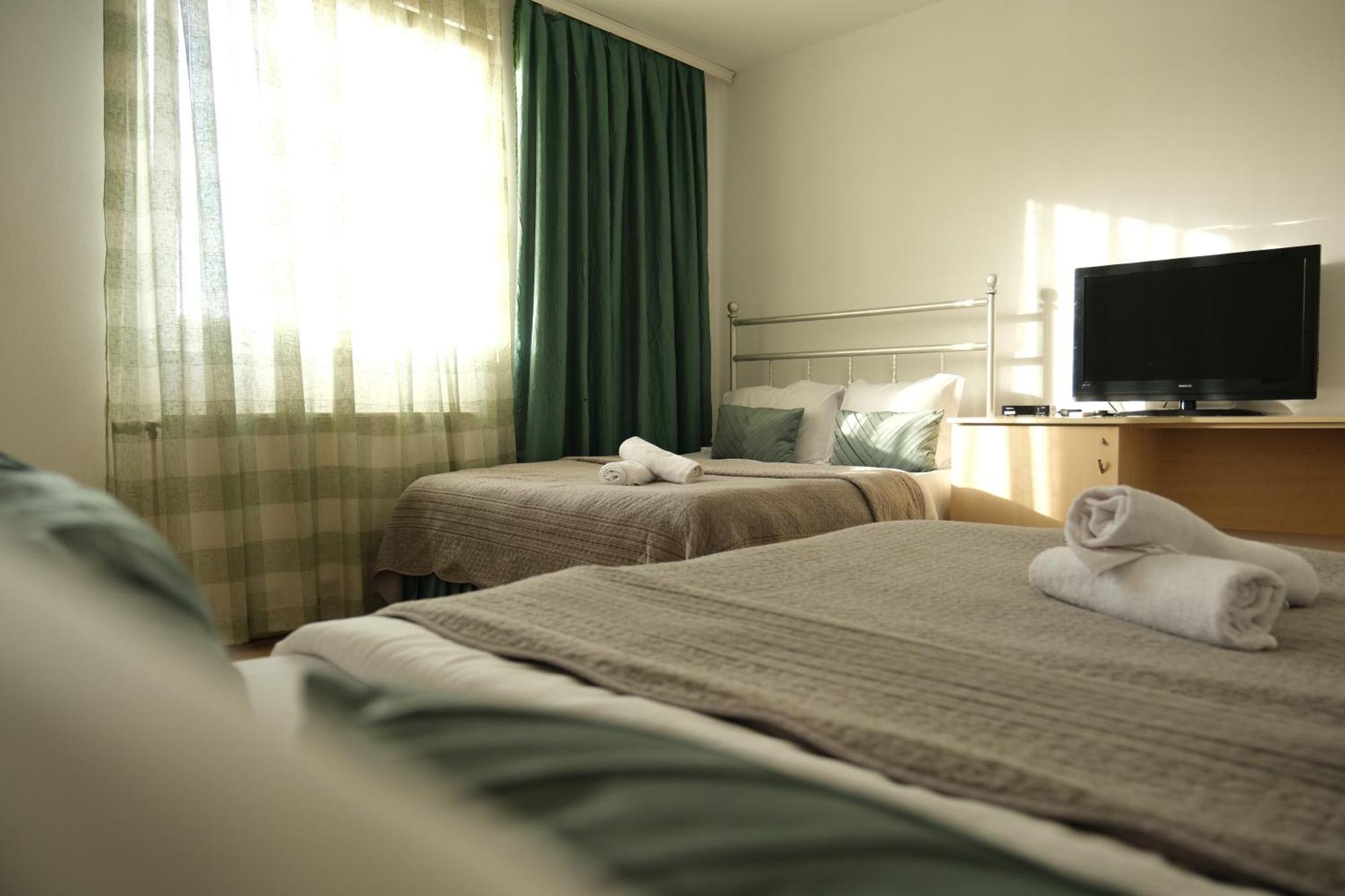 Hotel Sara & Spa Prishtinë Ngoại thất bức ảnh