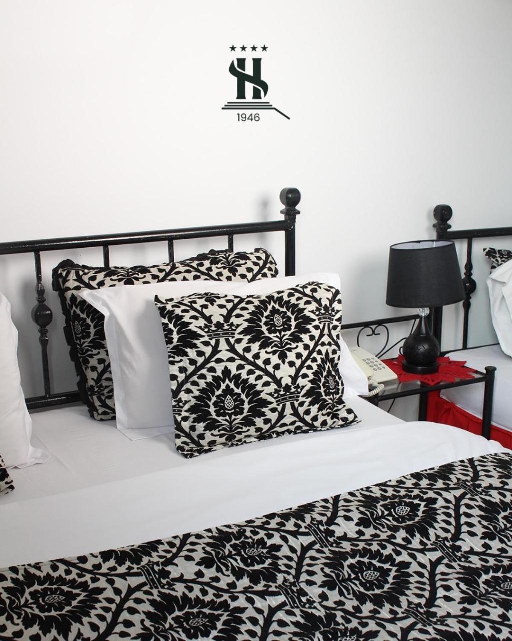 Hotel Sara & Spa Prishtinë Ngoại thất bức ảnh