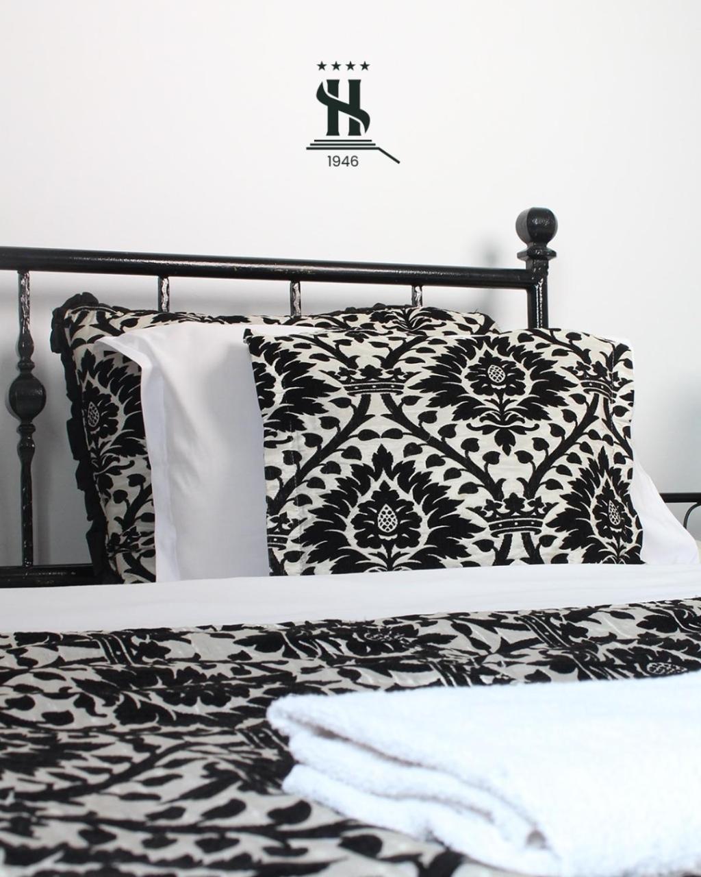 Hotel Sara & Spa Prishtinë Ngoại thất bức ảnh