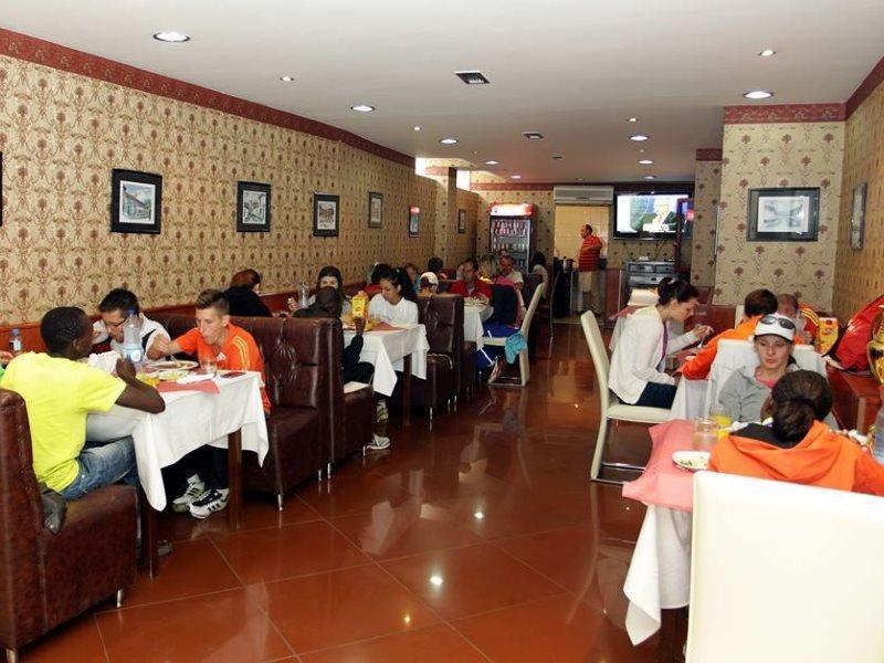 Hotel Sara & Spa Prishtinë Ngoại thất bức ảnh